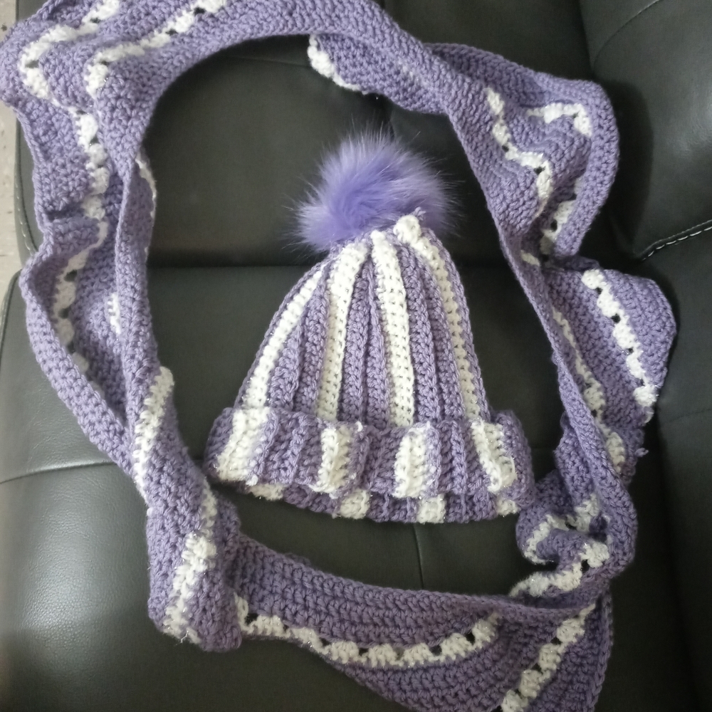 Infinity scarf and hat